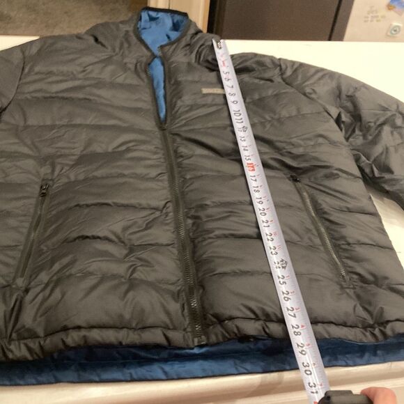 Outerknown Navy Blue Lightweight Men’s Down Filled reversible Puffer Jacket XXL - Picture 6 of 10